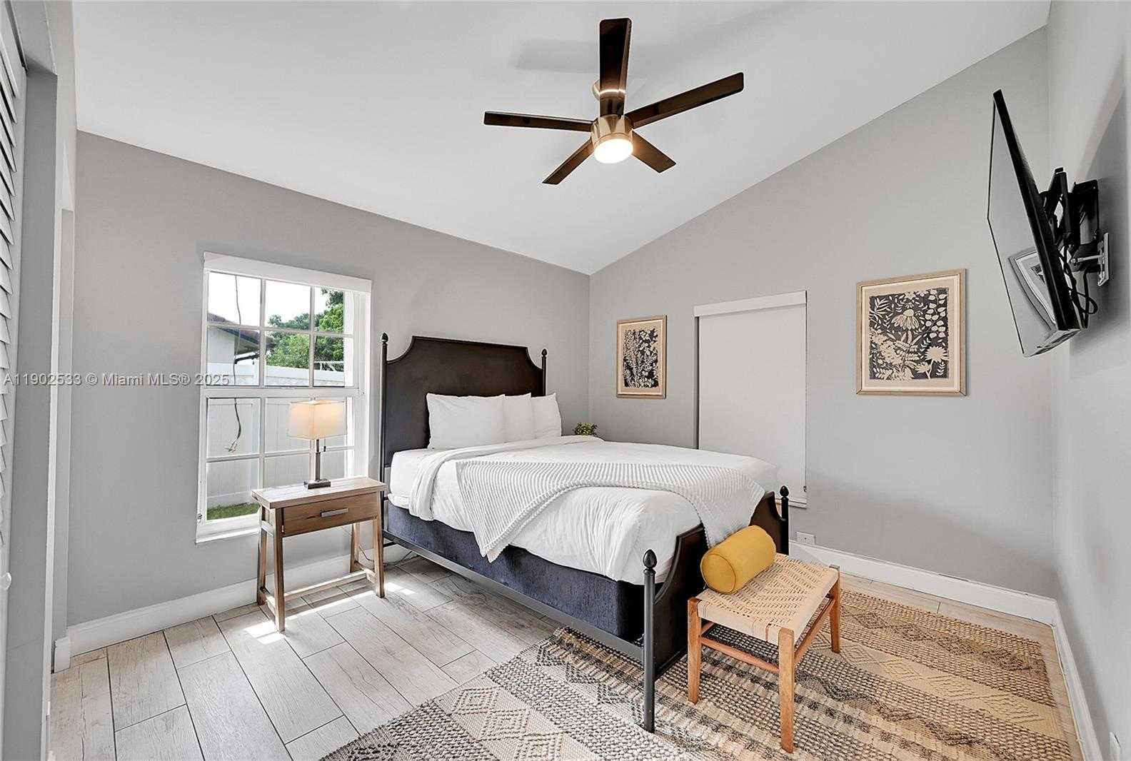 Small Image of 9841 SOUTH WEST 1ST ST #9841, Plantation Number 19