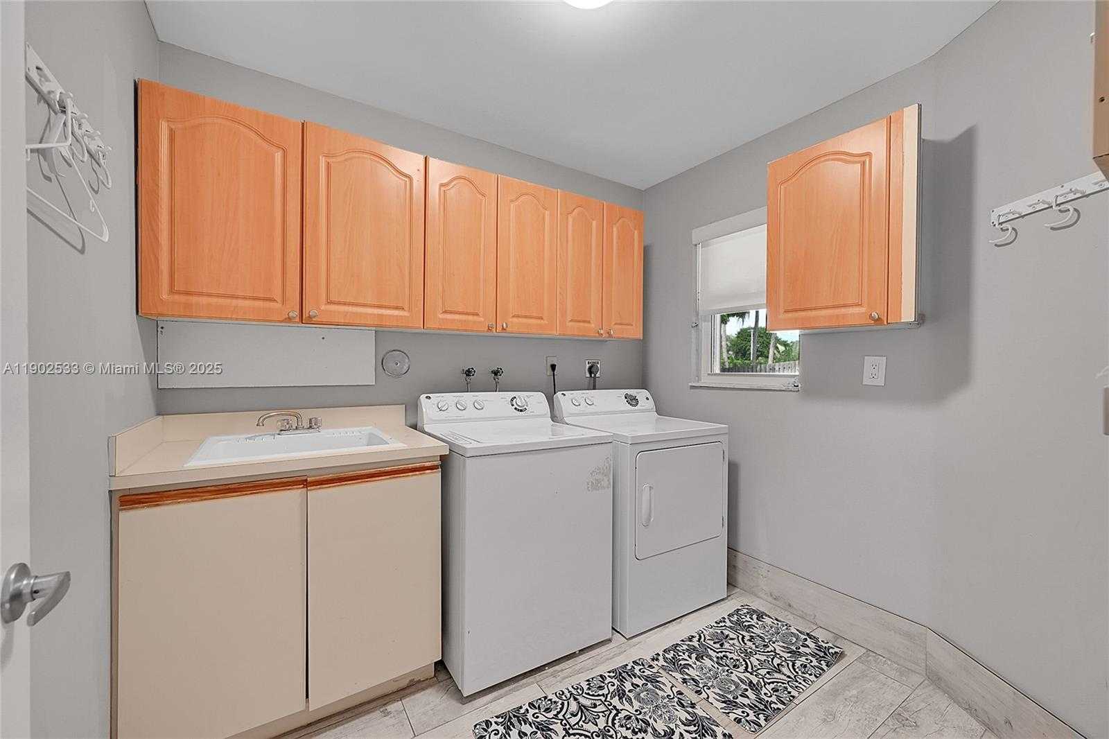 Small Image of 9841 SOUTH WEST 1ST ST #9841, Plantation Number 25