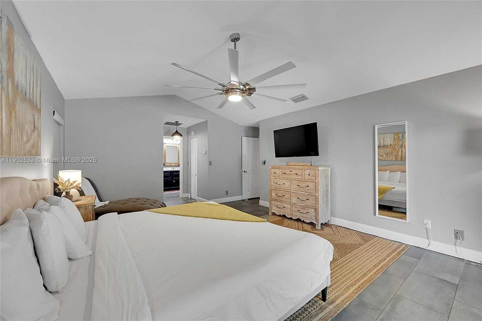 Small Image of 9841 SOUTH WEST 1ST ST #9841, Plantation Number 29