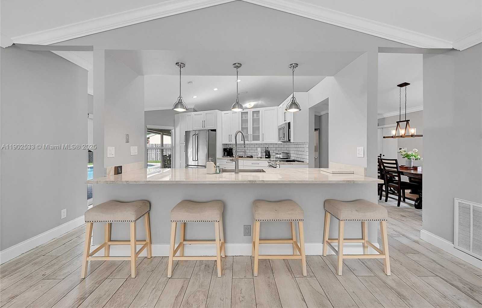 Small Image of 9841 SOUTH WEST 1ST ST #9841, Plantation Number 3