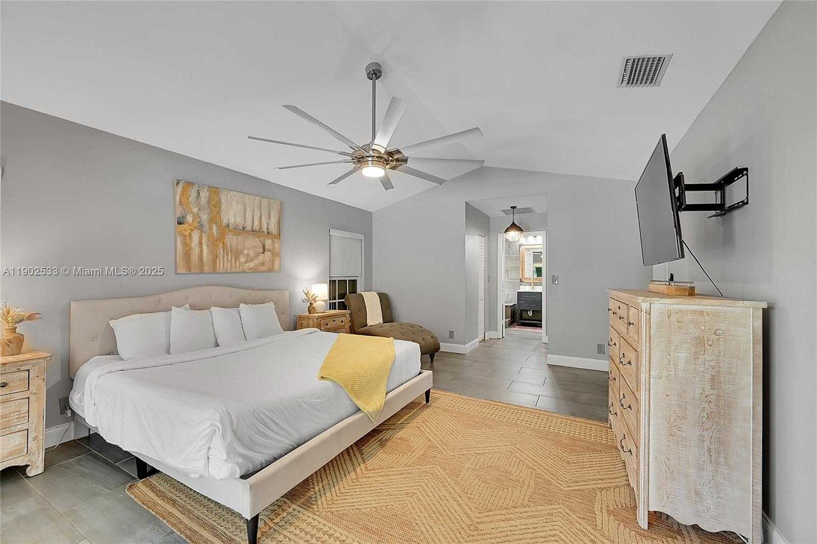 Small Image of 9841 SOUTH WEST 1ST ST #9841, Plantation Number 30