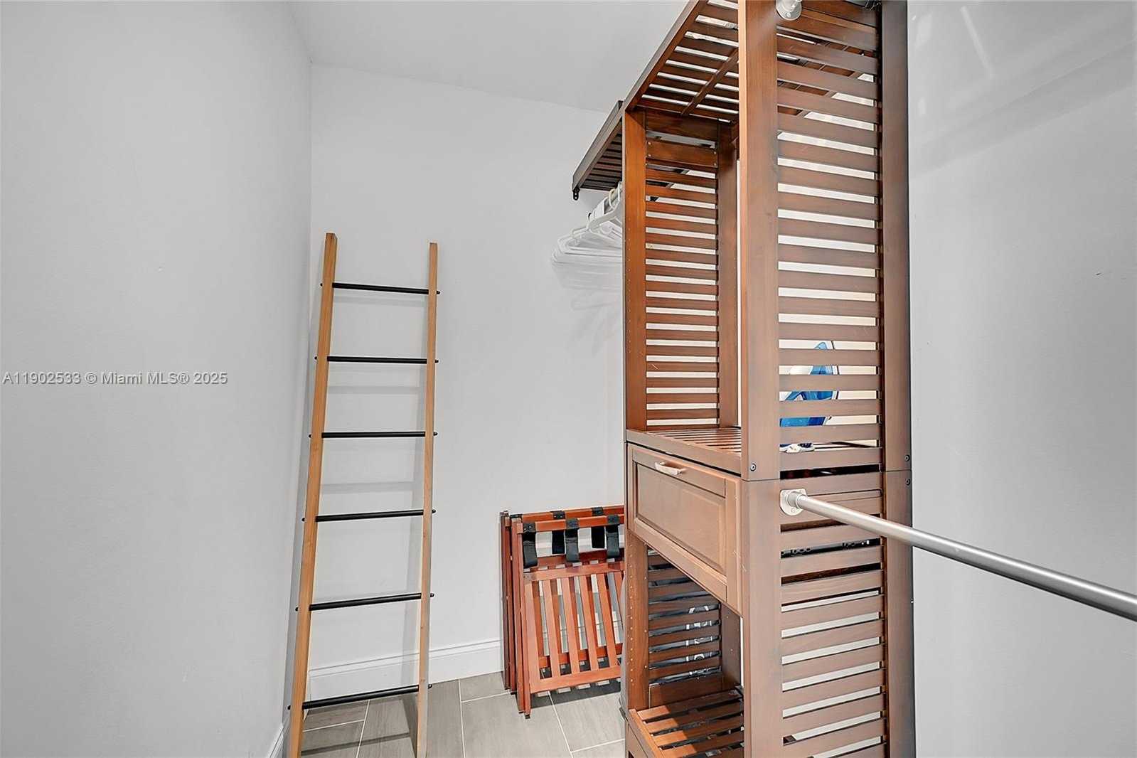 Small Image of 9841 SOUTH WEST 1ST ST #9841, Plantation Number 32