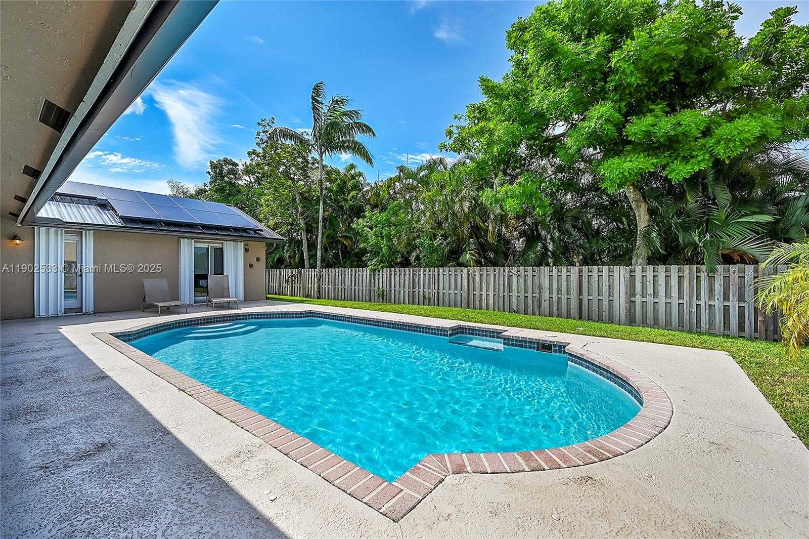 Small Image of 9841 SOUTH WEST 1ST ST #9841, Plantation Number 33