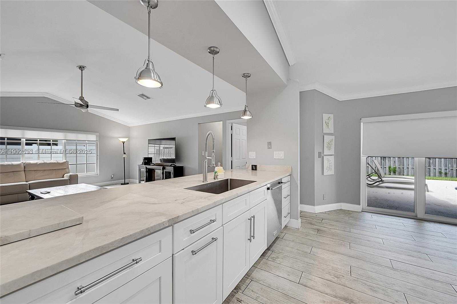 Small Image of 9841 SOUTH WEST 1ST ST #9841, Plantation Number 4