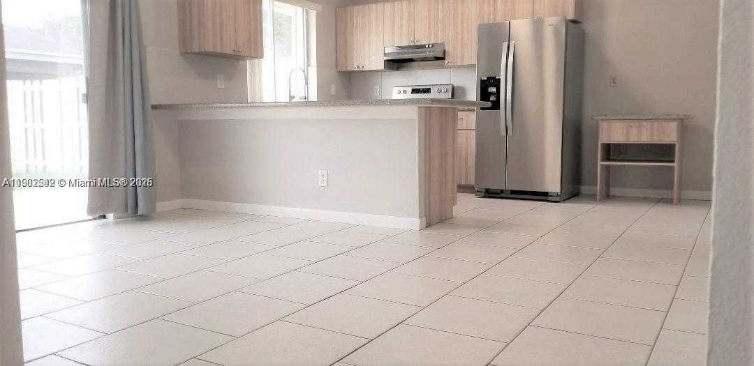 Small Image of 10123 SOUTH WEST 145TH CT, Miami Number 10