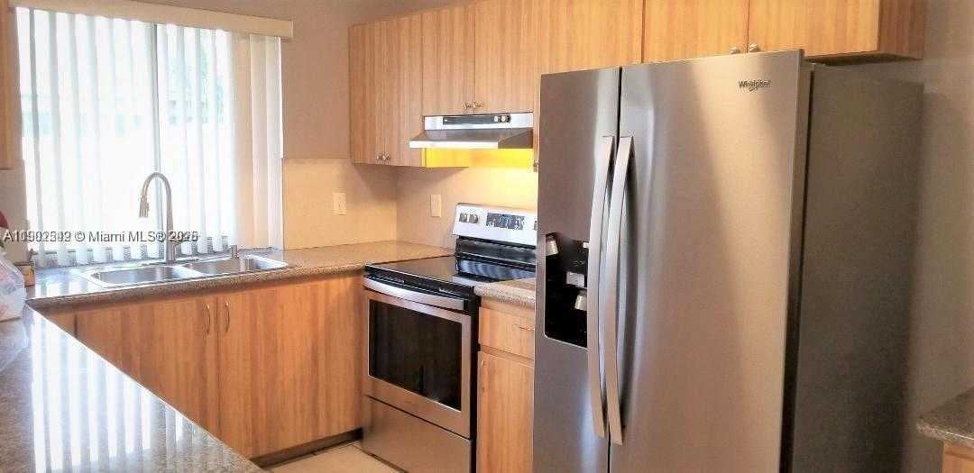 Small Image of 10123 SOUTH WEST 145TH CT, Miami Number 11