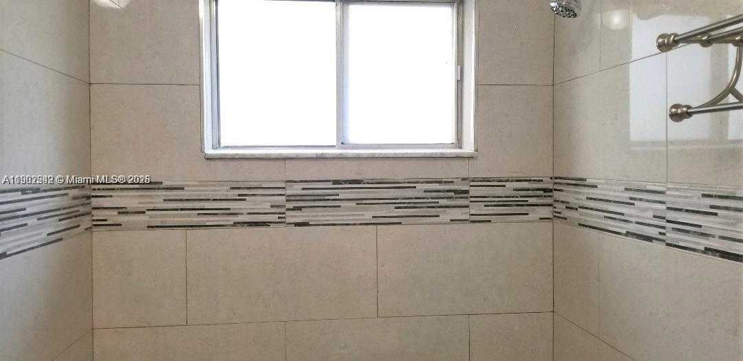 Small Image of 10123 SOUTH WEST 145TH CT, Miami Number 16