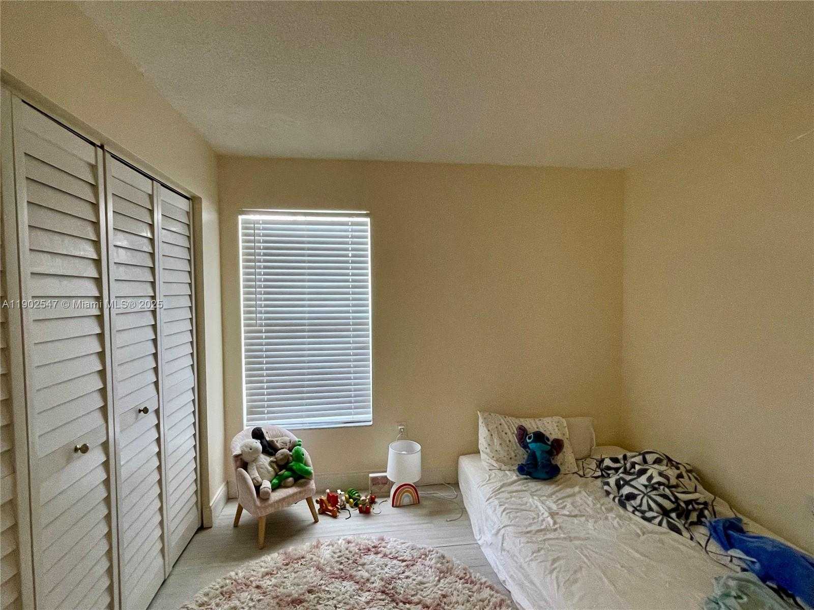 Small Image of 11463 SOUTH WEST 74TH ST, Miami Number 11