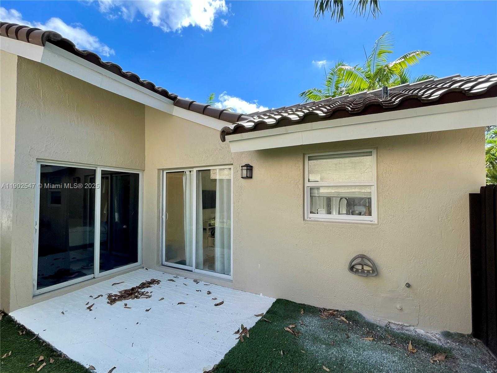 Small Image of 11463 SOUTH WEST 74TH ST, Miami Number 28