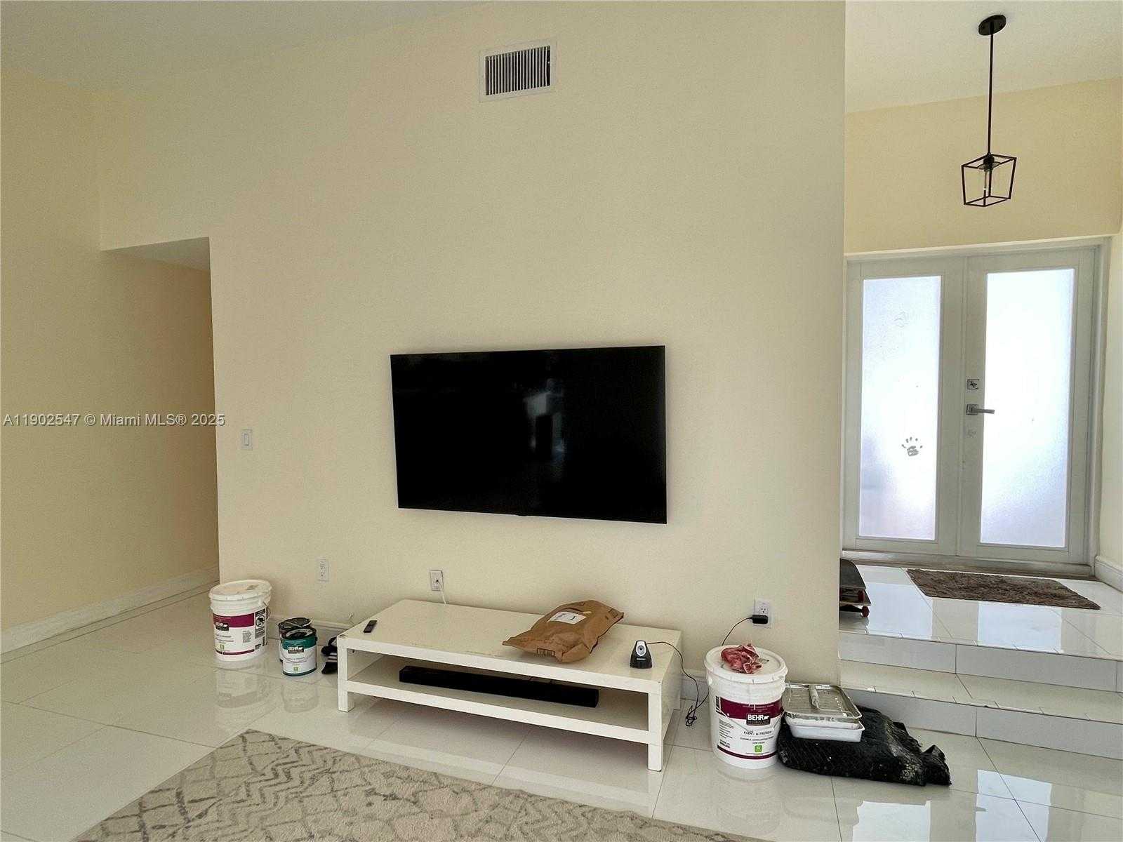 Small Image of 11463 SOUTH WEST 74TH ST, Miami Number 4