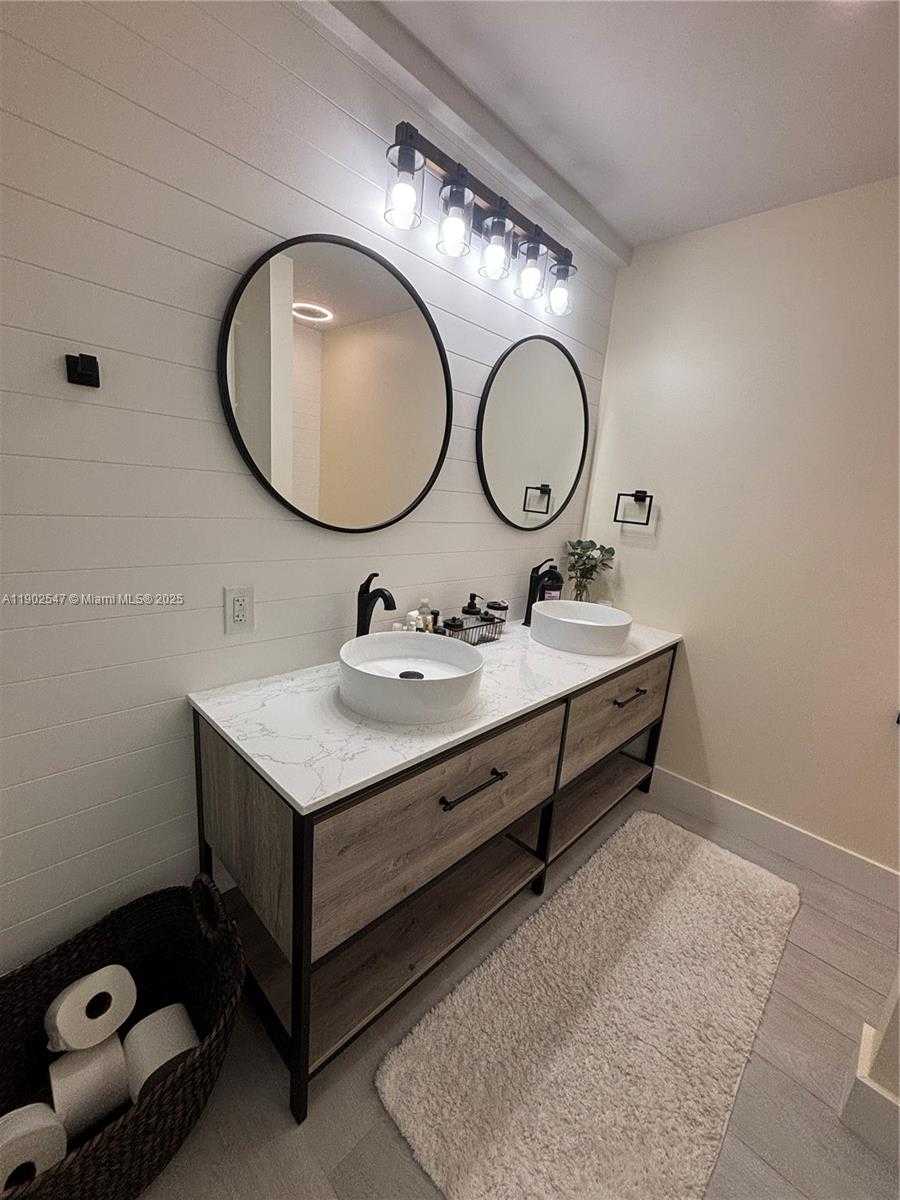 Small Image of 11463 SOUTH WEST 74TH ST, Miami Number 9