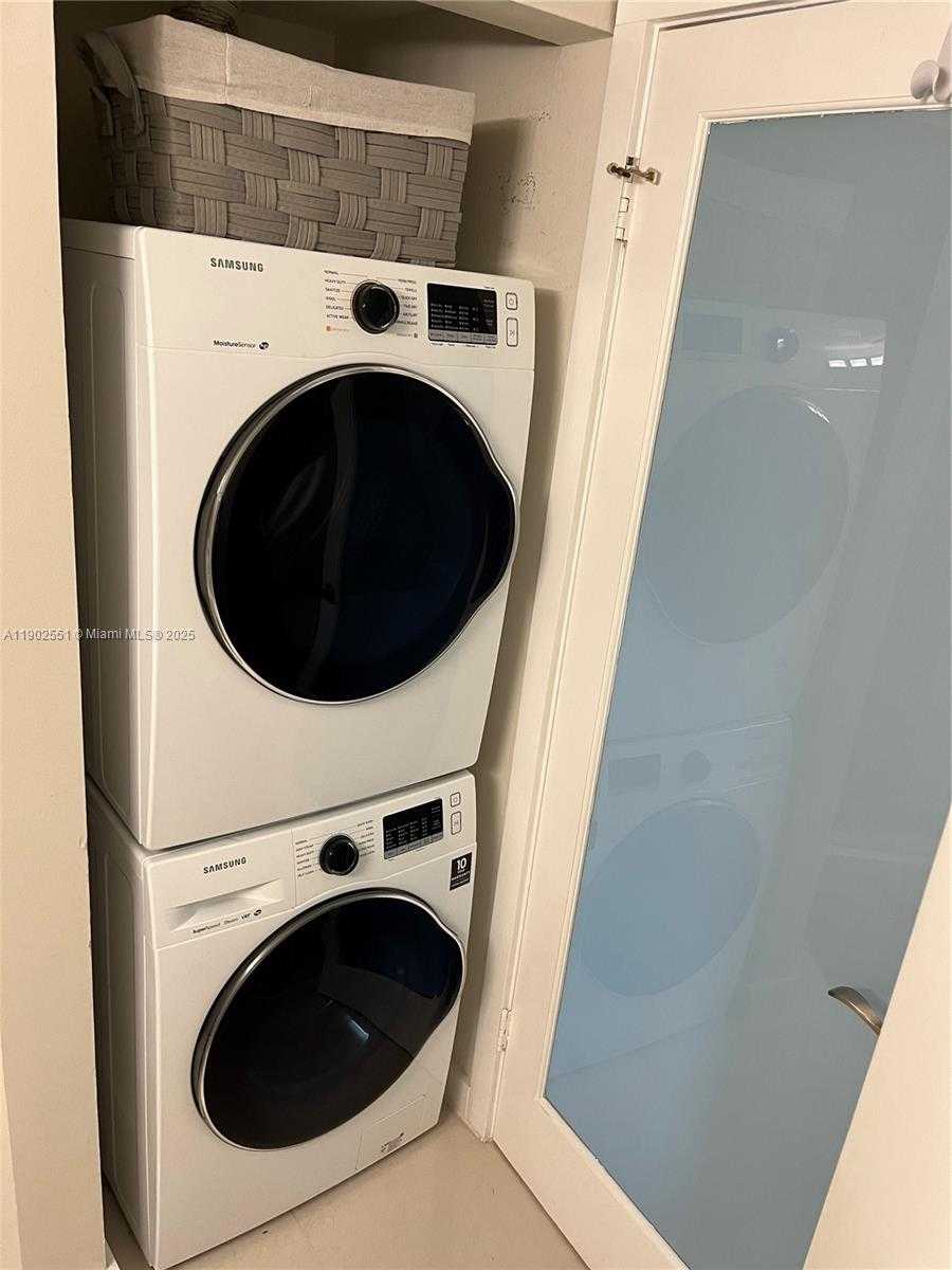 Small Image of 3600 MYSTIC POINTE DR #509, Aventura Number 10