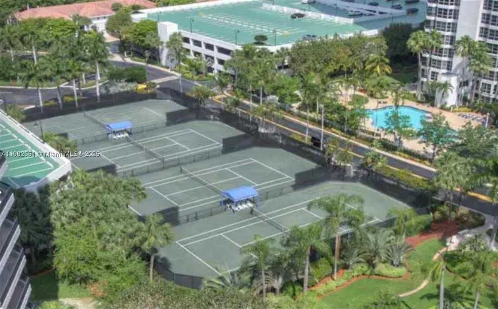 Small Image of 3600 MYSTIC POINTE DR #509, Aventura Number 5