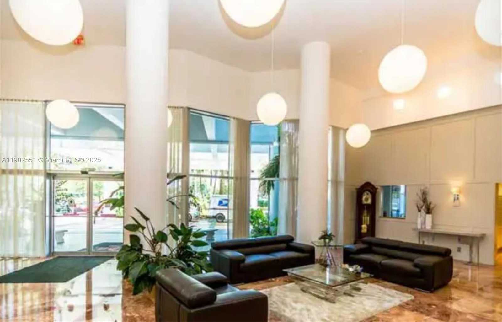 Small Image of 3600 MYSTIC POINTE DR #509, Aventura Number 6