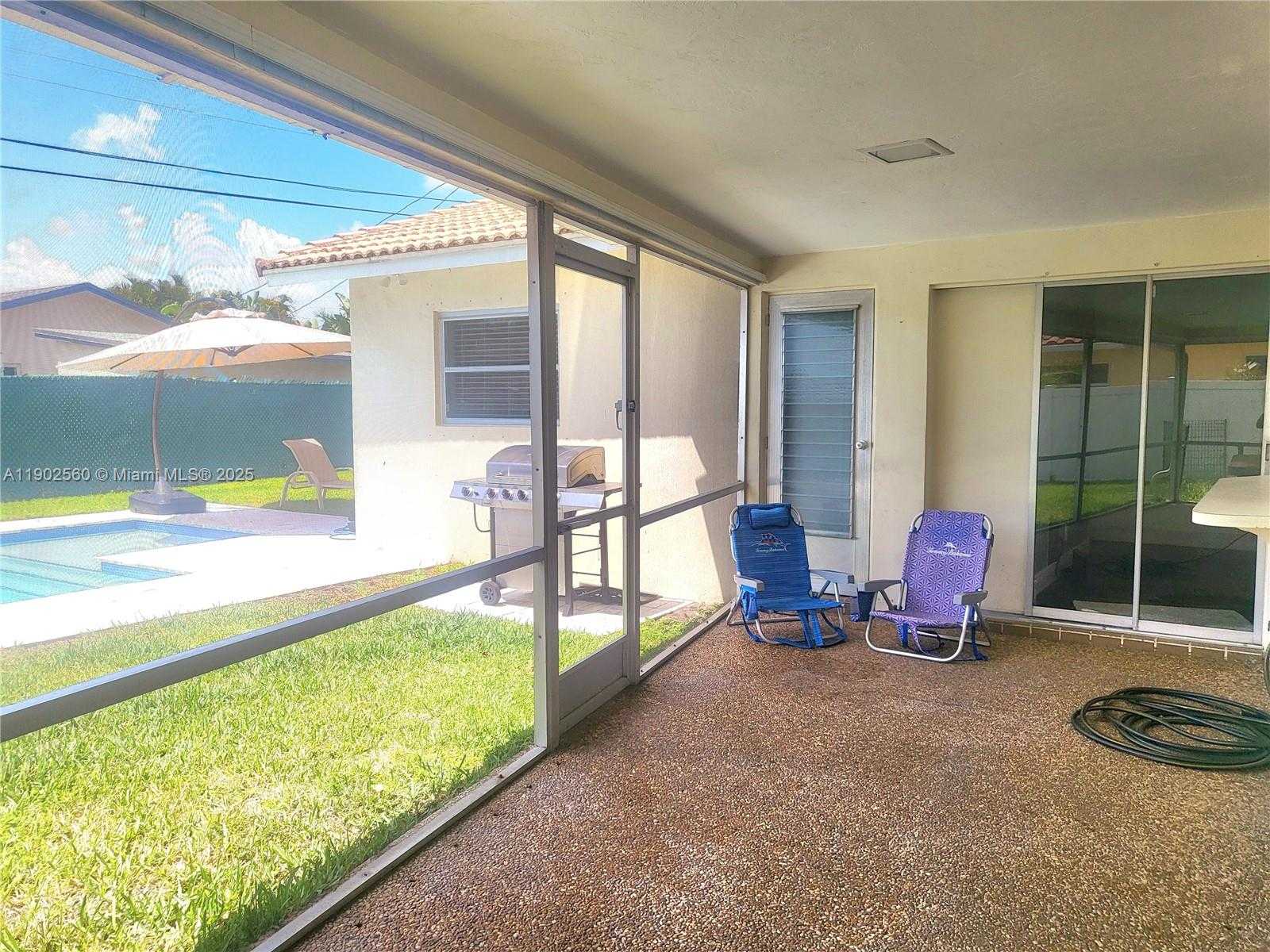 Small Image of 8 TAM O SHANTER LN, Boca Raton Number 13