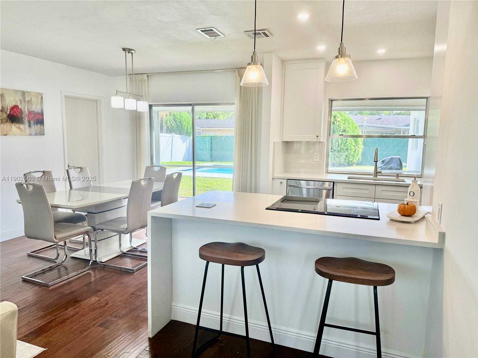 Small Image of 8 TAM O SHANTER LN, Boca Raton Number 3