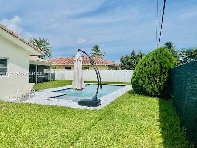 Small Image of 8 TAM O SHANTER LN, Boca Raton Number 35