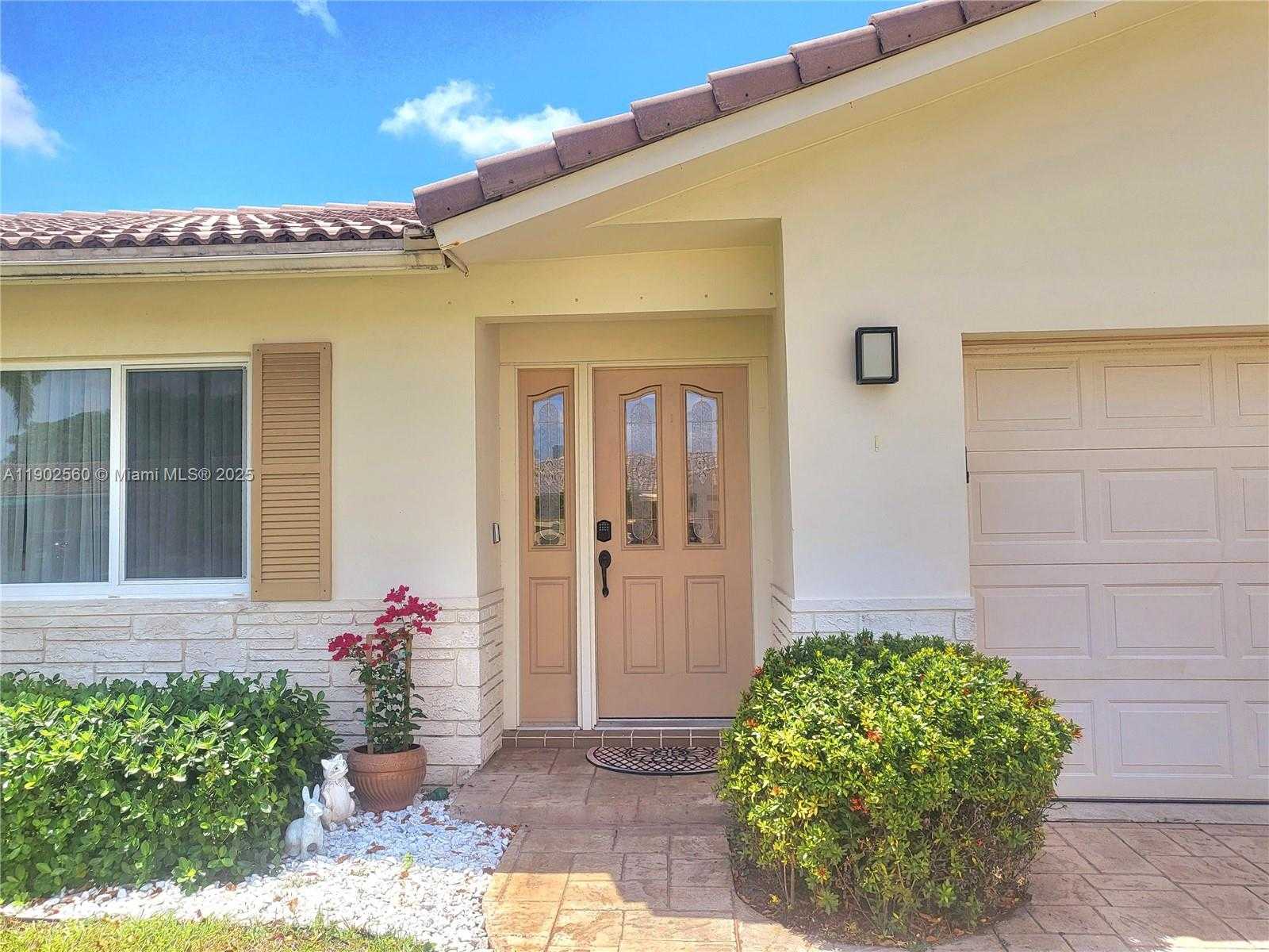 Small Image of 8 TAM O SHANTER LN, Boca Raton Number 36