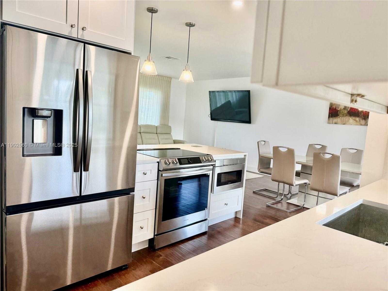 Small Image of 8 TAM O SHANTER LN, Boca Raton Number 6