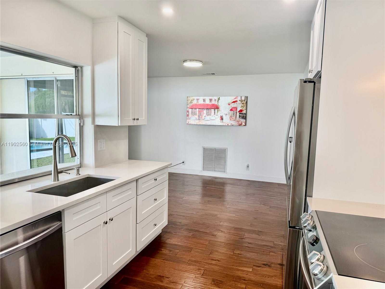 Small Image of 8 TAM O SHANTER LN, Boca Raton Number 7