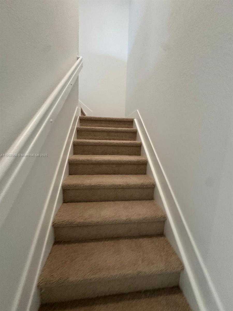 Imagen de Pequeño Objeto