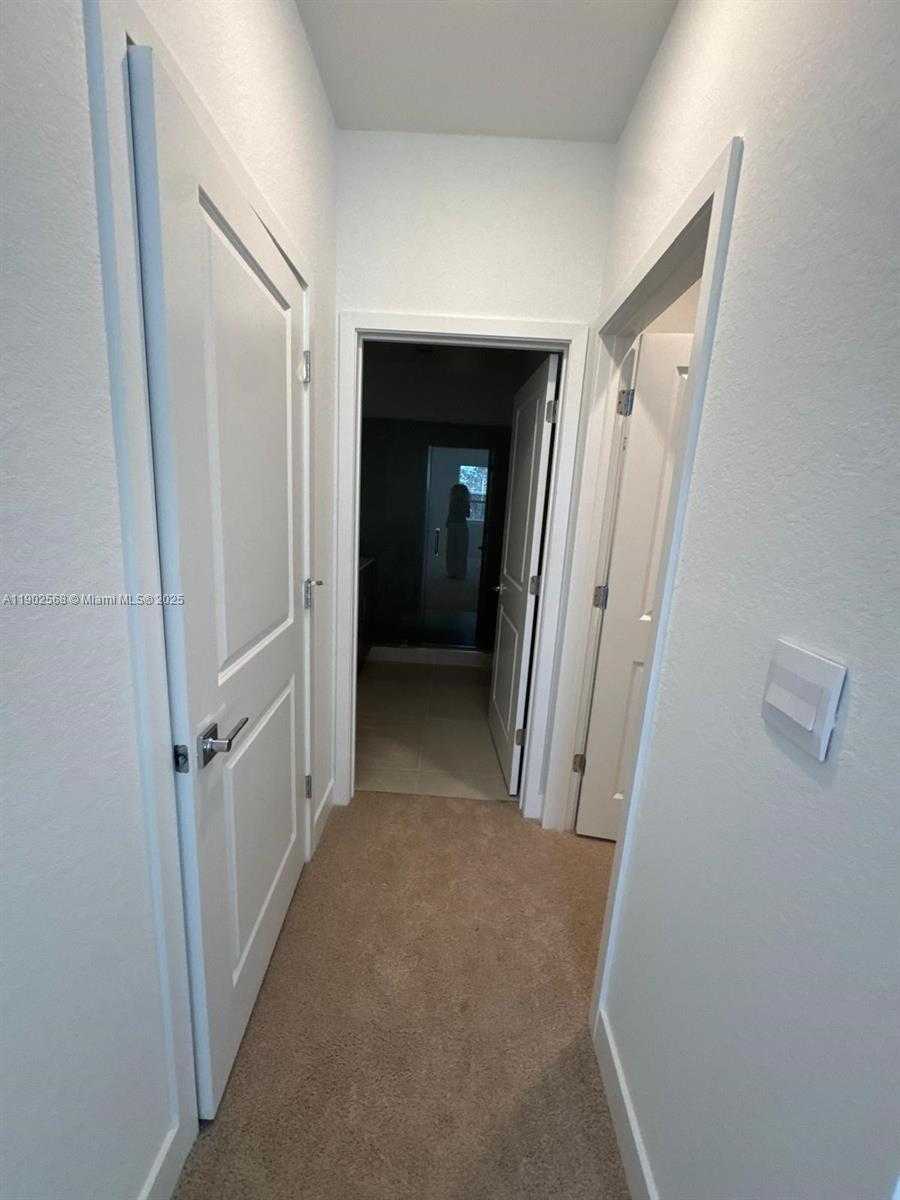 Imagen de Pequeño Objeto