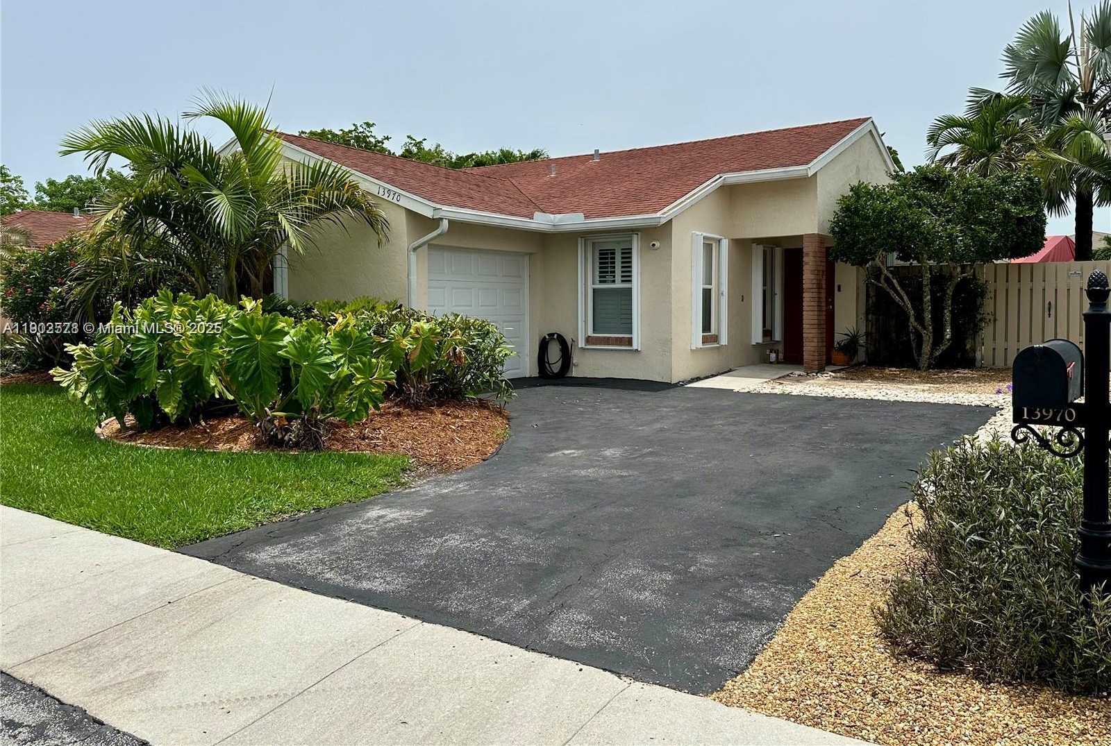 Small Image of 13970 BEECHWOOD #13970, Davie Number 1