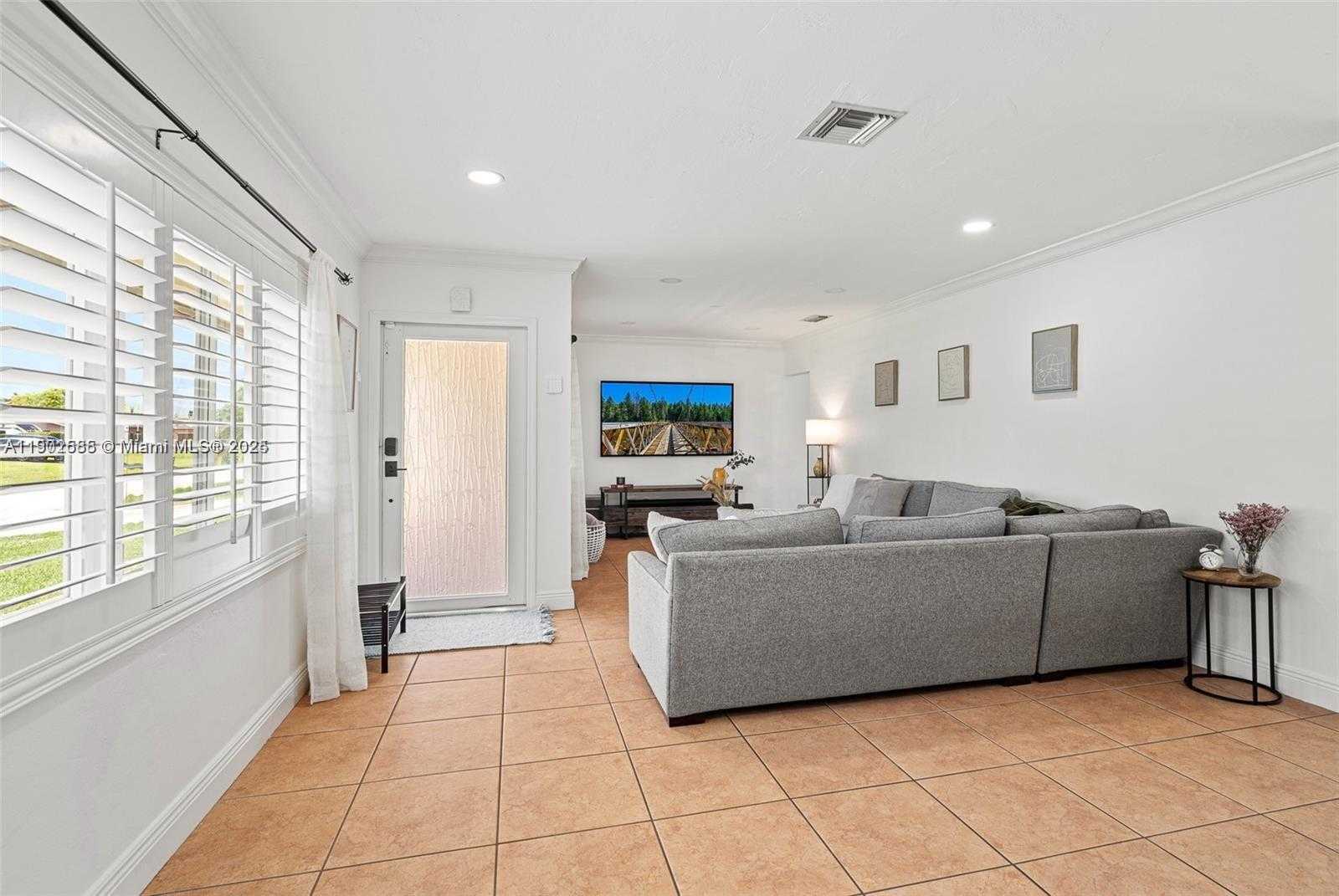 Small Image of 10841 SOUTH WEST 127TH ST #127, Miami Number 10