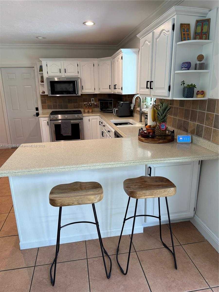 Small Image of 10841 SOUTH WEST 127TH ST #127, Miami Number 15