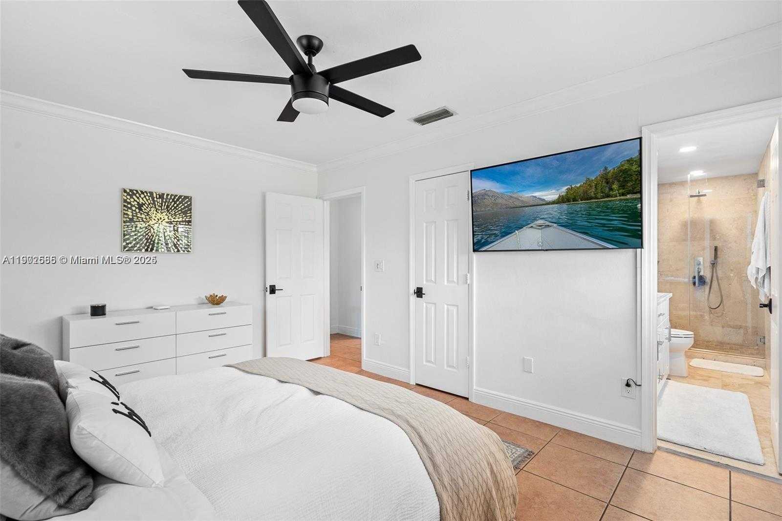 Small Image of 10841 SOUTH WEST 127TH ST #127, Miami Number 29