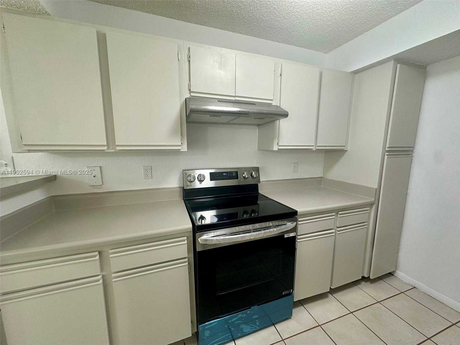 Small Image of 10581 SOUTH WEST 155TH CT #1214, Miami Number 10