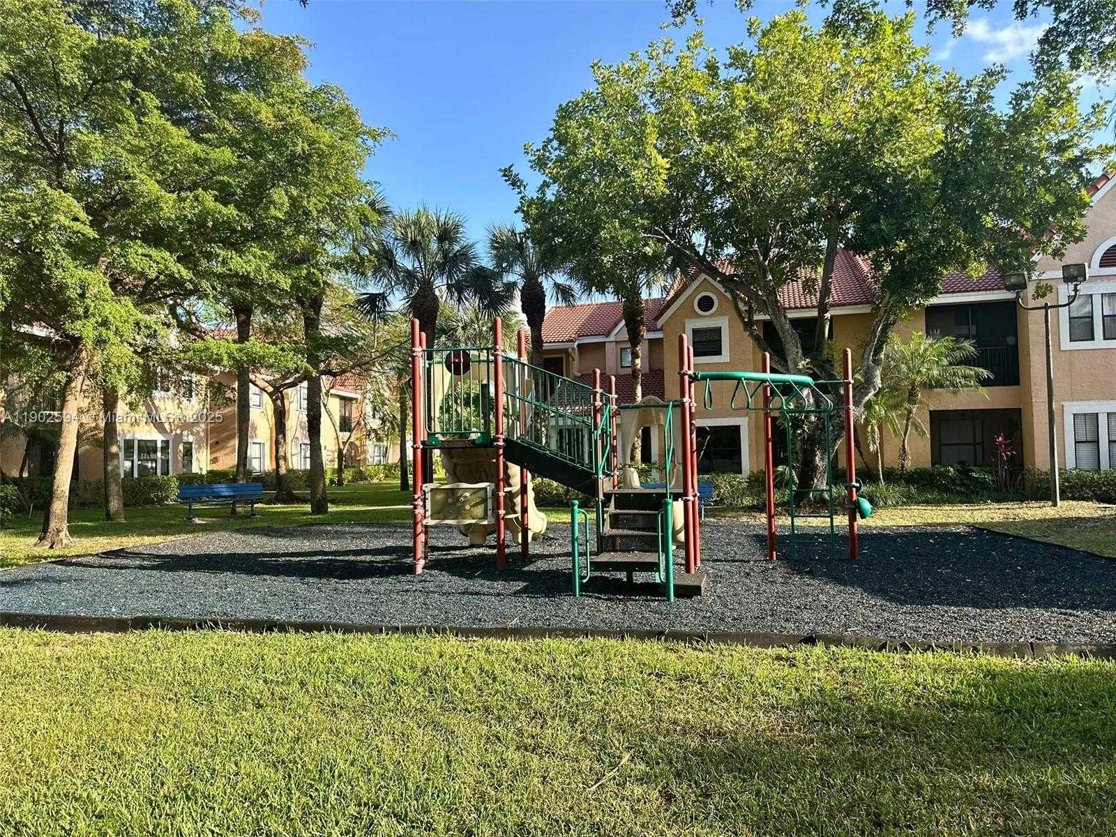 Small Image of 10581 SOUTH WEST 155TH CT #1214, Miami Number 29