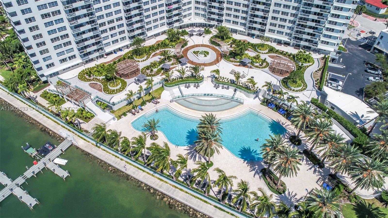 Small Image of 1500 BAY RD #846S, Miami Beach Number 3