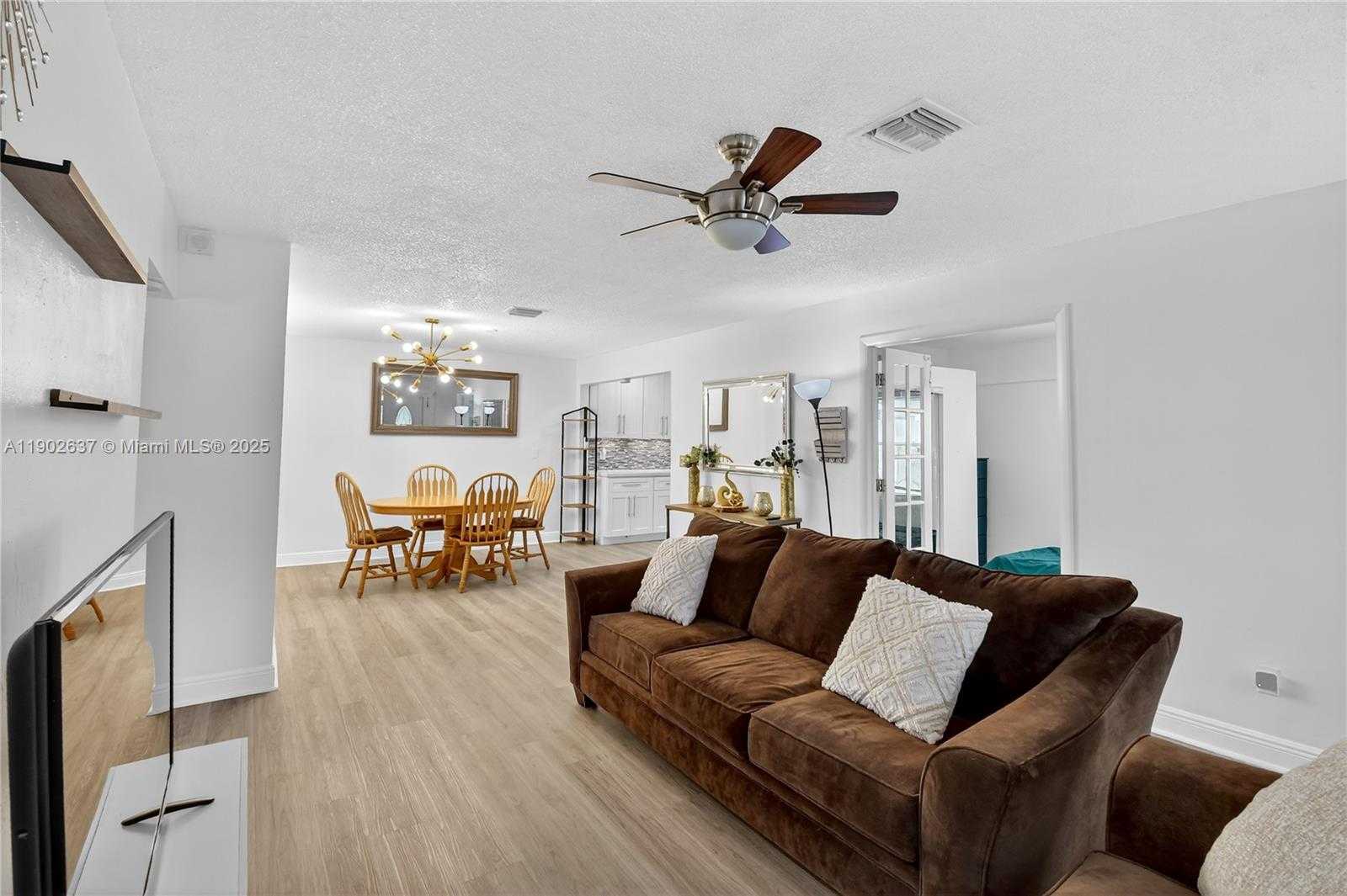 Small Image of 554 NORTH WEST 46TH ST #1, Oakland Park Number 1
