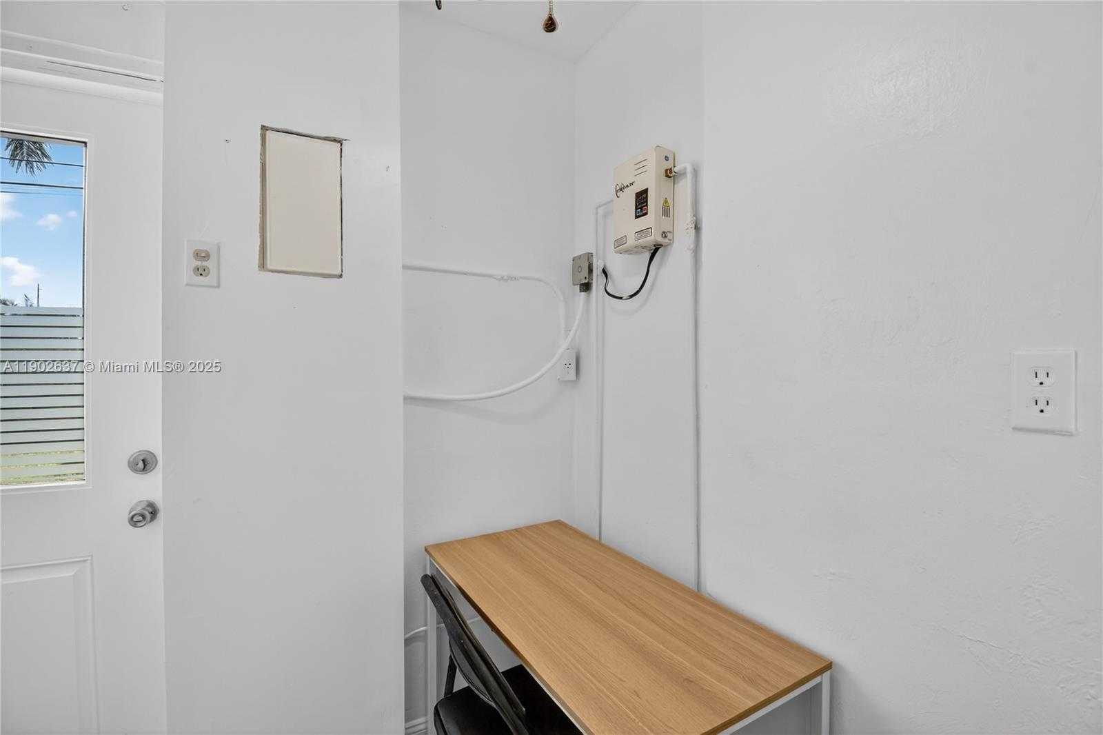 Small Image of 554 NORTH WEST 46TH ST #1, Oakland Park Number 24