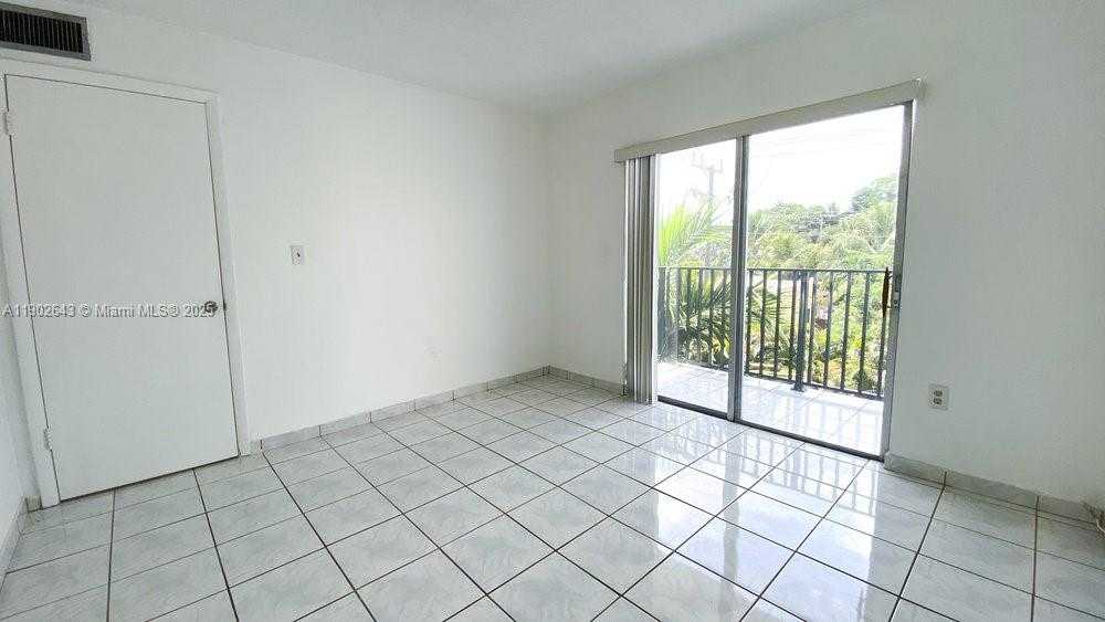 Small Image of 2496 SOUTH WEST 17TH AVE #5308, Miami Number 15