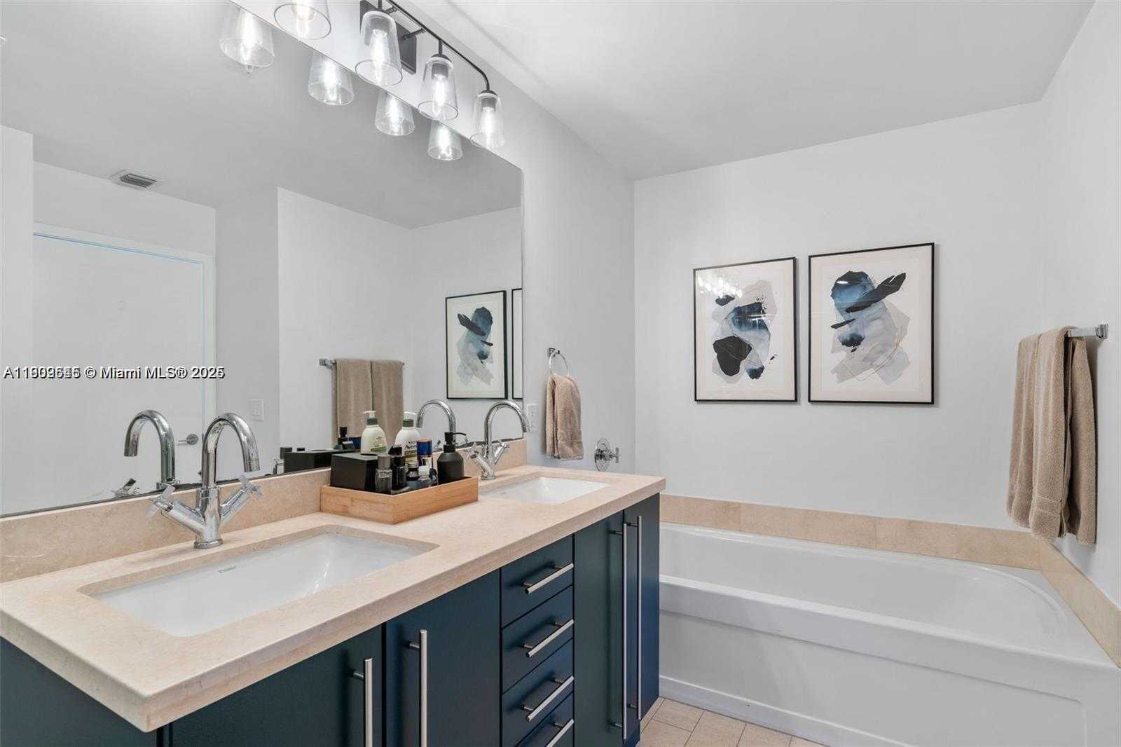 Small Image of 79 SOUTH WEST 12TH ST #2204-S, Miami Number 17