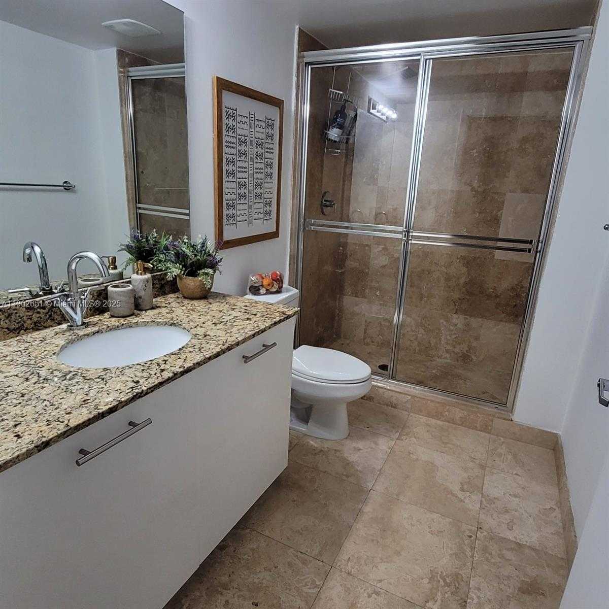 Small Image of 41 SOUTH EAST 5TH ST #1201, Miami Number 17