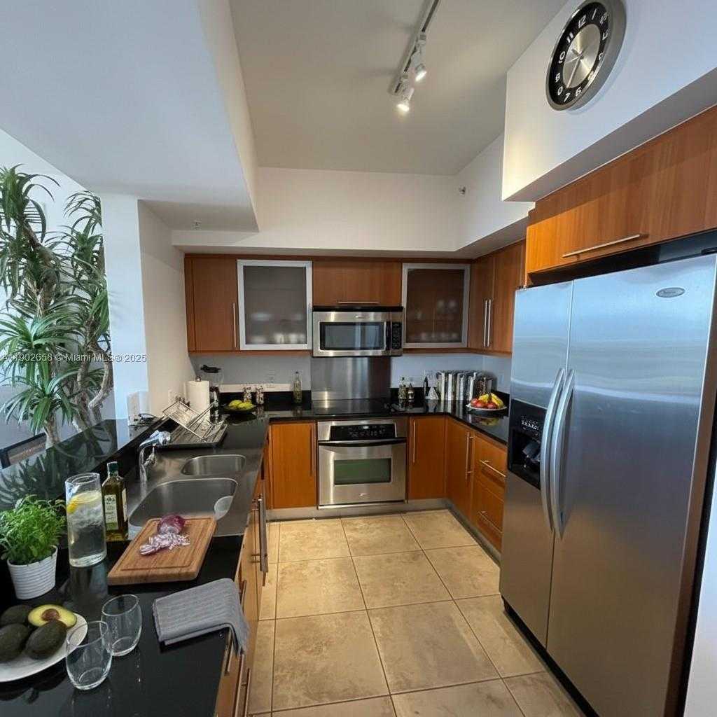 Small Image of 888 SOUTH DOUGLAS RD #1403, Coral Gables Number 3