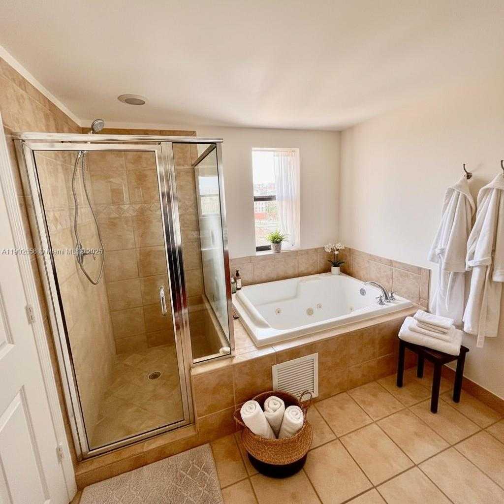 Small Image of 888 SOUTH DOUGLAS RD #1403, Coral Gables Number 5