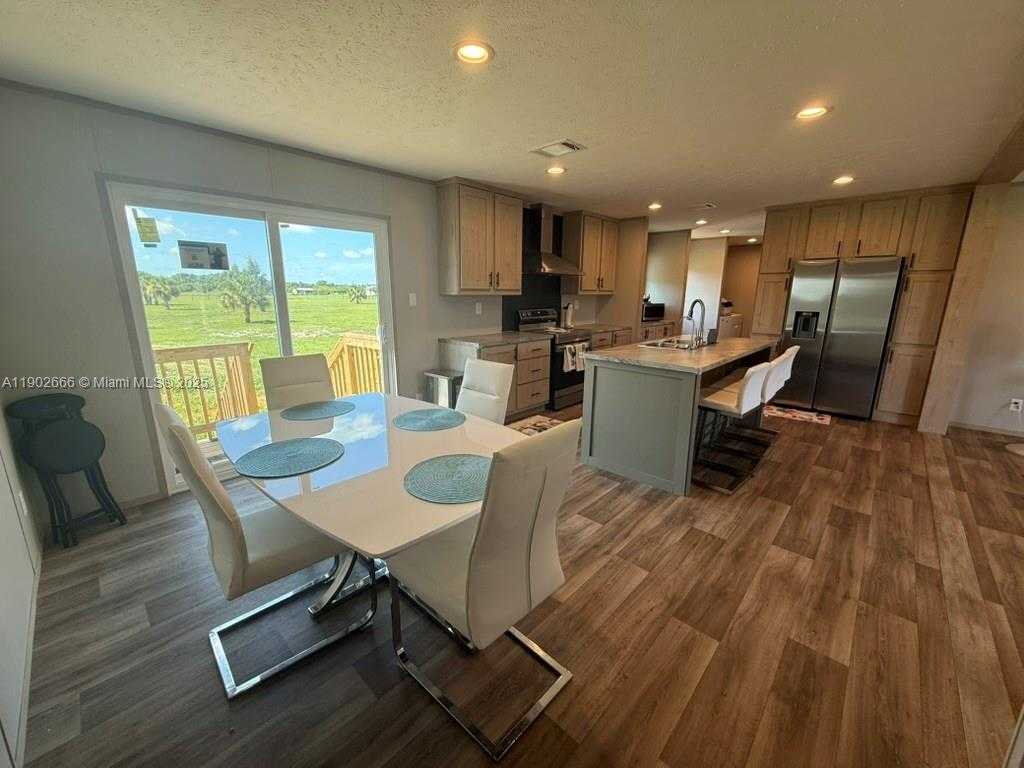 Small Image of 1250 HOMESTEAD AVE, Clewiston Number 12