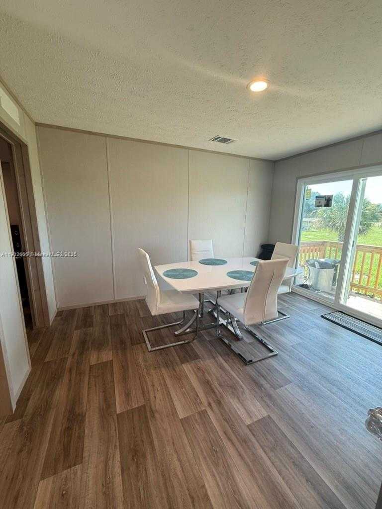 Small Image of 1250 HOMESTEAD AVE, Clewiston Number 15