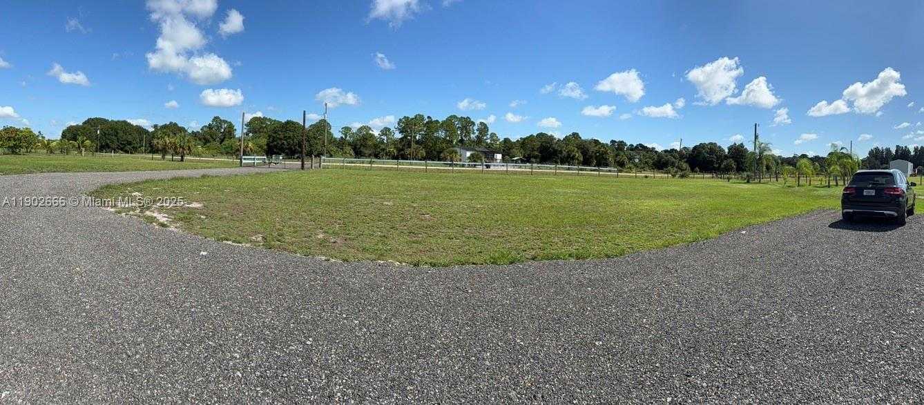 Small Image of 1250 HOMESTEAD AVE, Clewiston Number 26