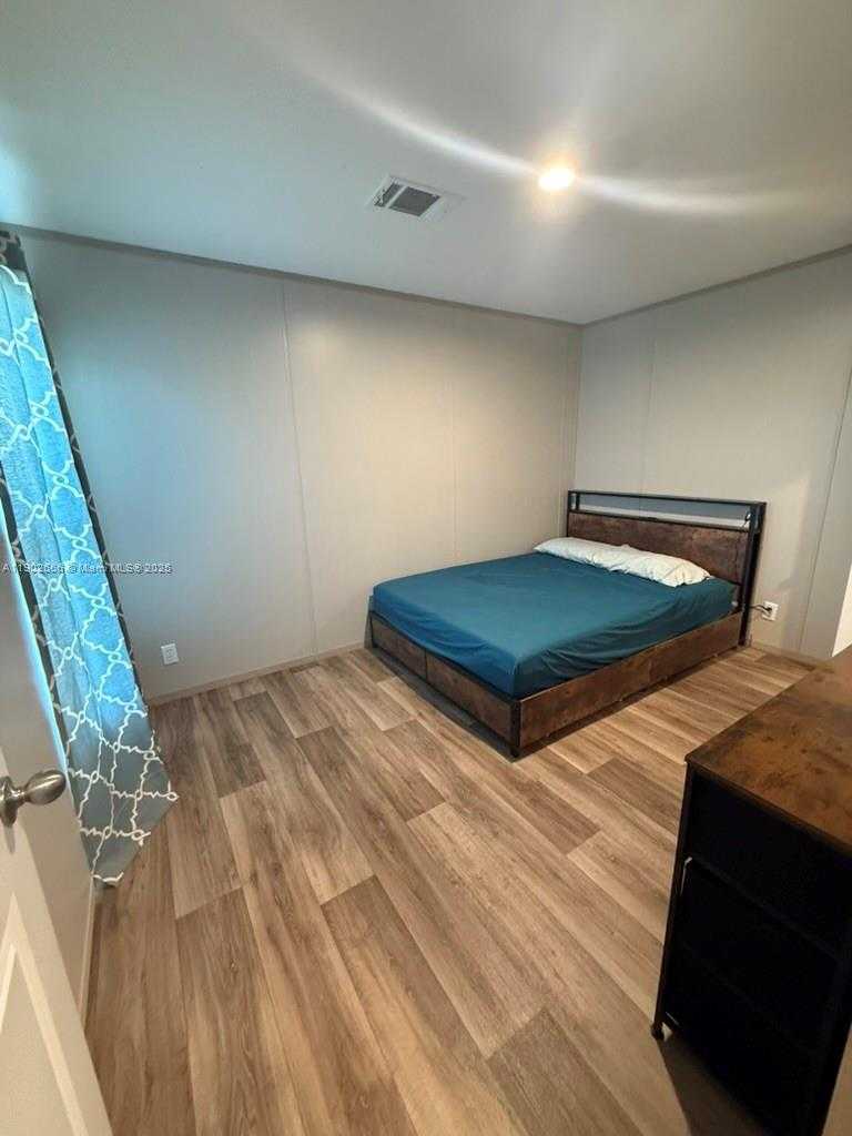 Small Image of 1250 HOMESTEAD AVE, Clewiston Number 6