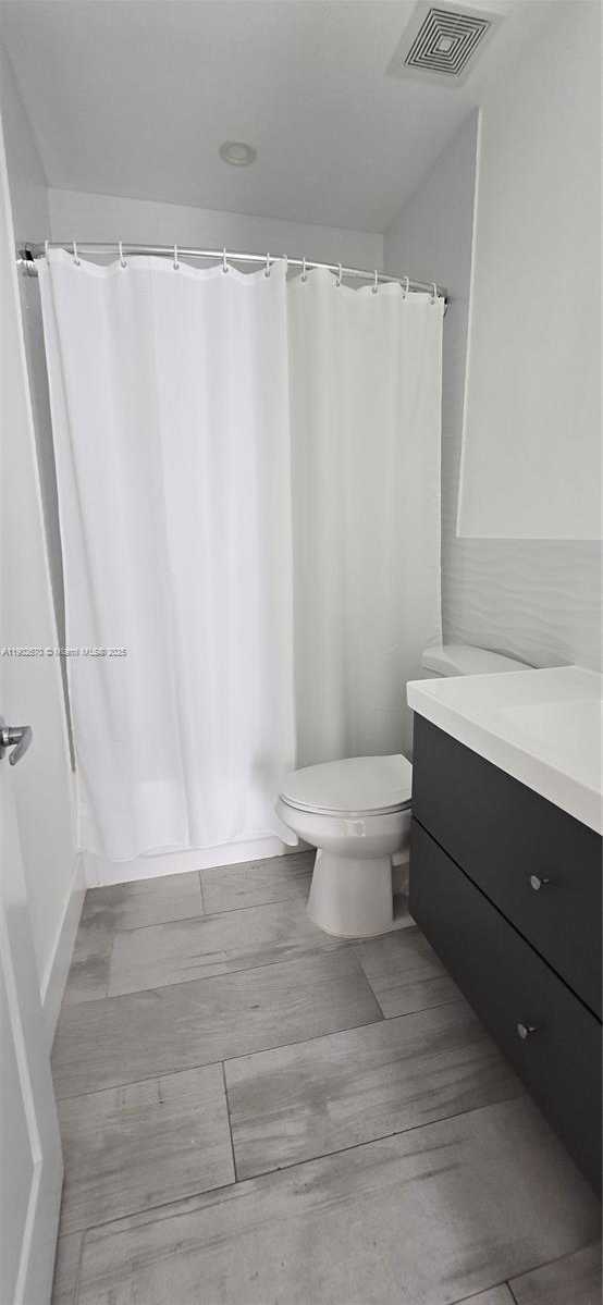 Small Image of 3823 THOMAS AVE, Miami Number 12