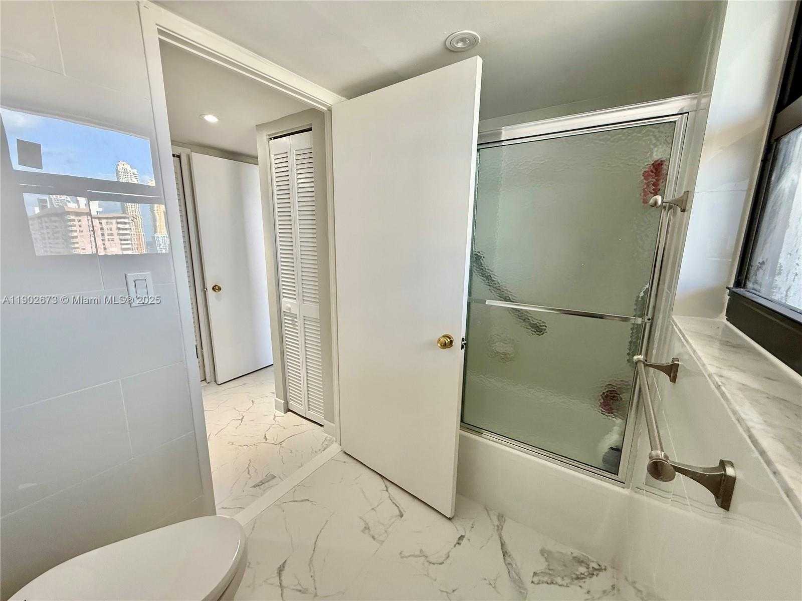 Small Image of 290 174TH ST #2010, Sunny Isles Beach Number 21