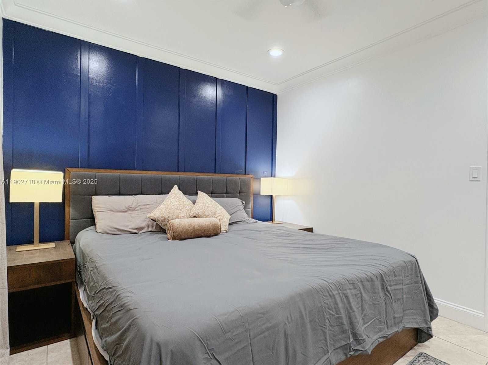 Small Image of 1726 THOMAS ST #2, Hollywood Number 15