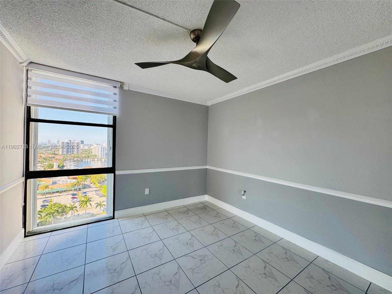 Small Image of 3625 NORTH COUNTRY CLUB DR #2009, Aventura Number 15