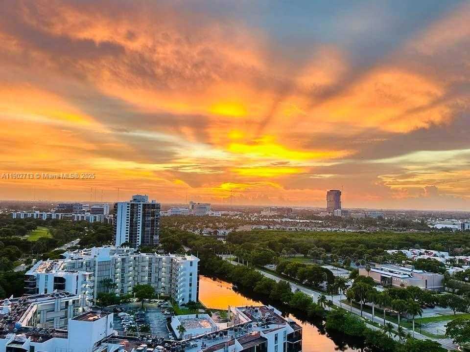 Small Image of 3625 NORTH COUNTRY CLUB DR #2009, Aventura Number 33