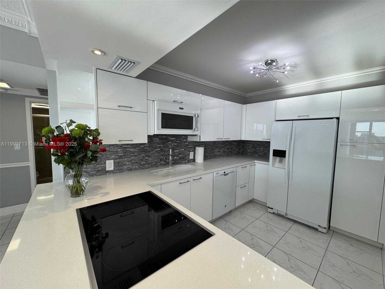 Small Image of 3625 NORTH COUNTRY CLUB DR #2009, Aventura Number 45